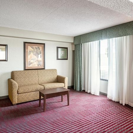 Lakeland Hotel Kültér fotó
